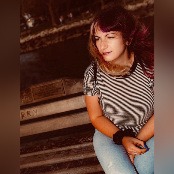 Meet your Posher, Leann - Picture 1 of 1